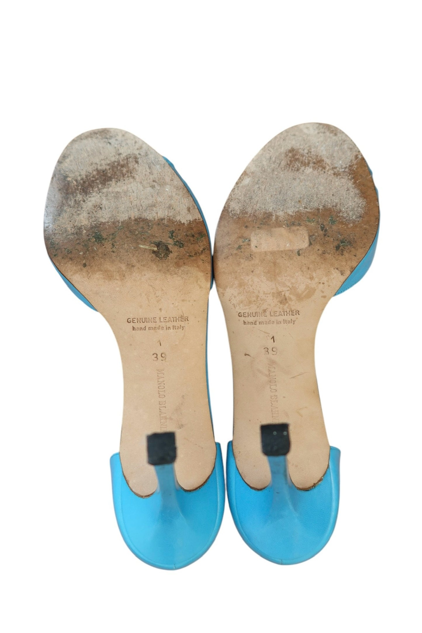 Manolo Blahnik bright blue d'orsay heels (39)