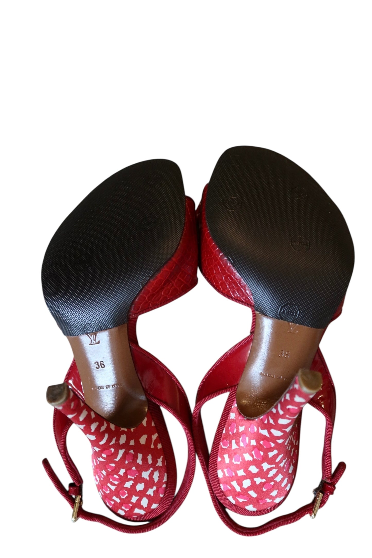 Louis Vuitton red croc leather heels with silk bow and LV lock (36)