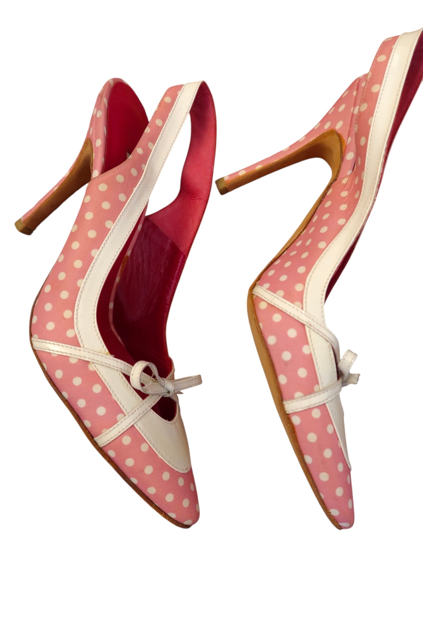Manolo Blahnik pink and white polka dot heels with white bow (39.5)