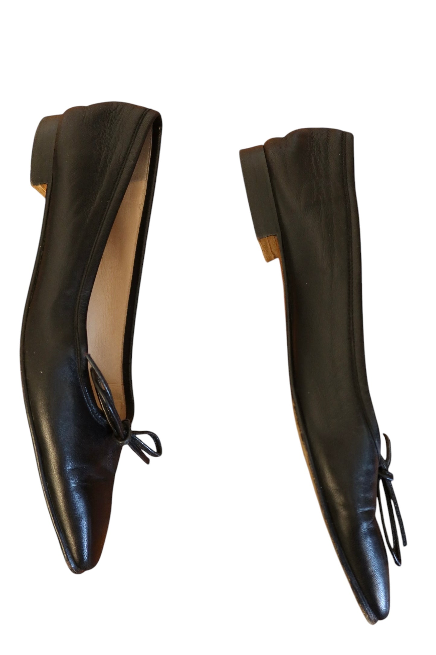 Manolo Blahnik black ballerina flats with bows (37)
