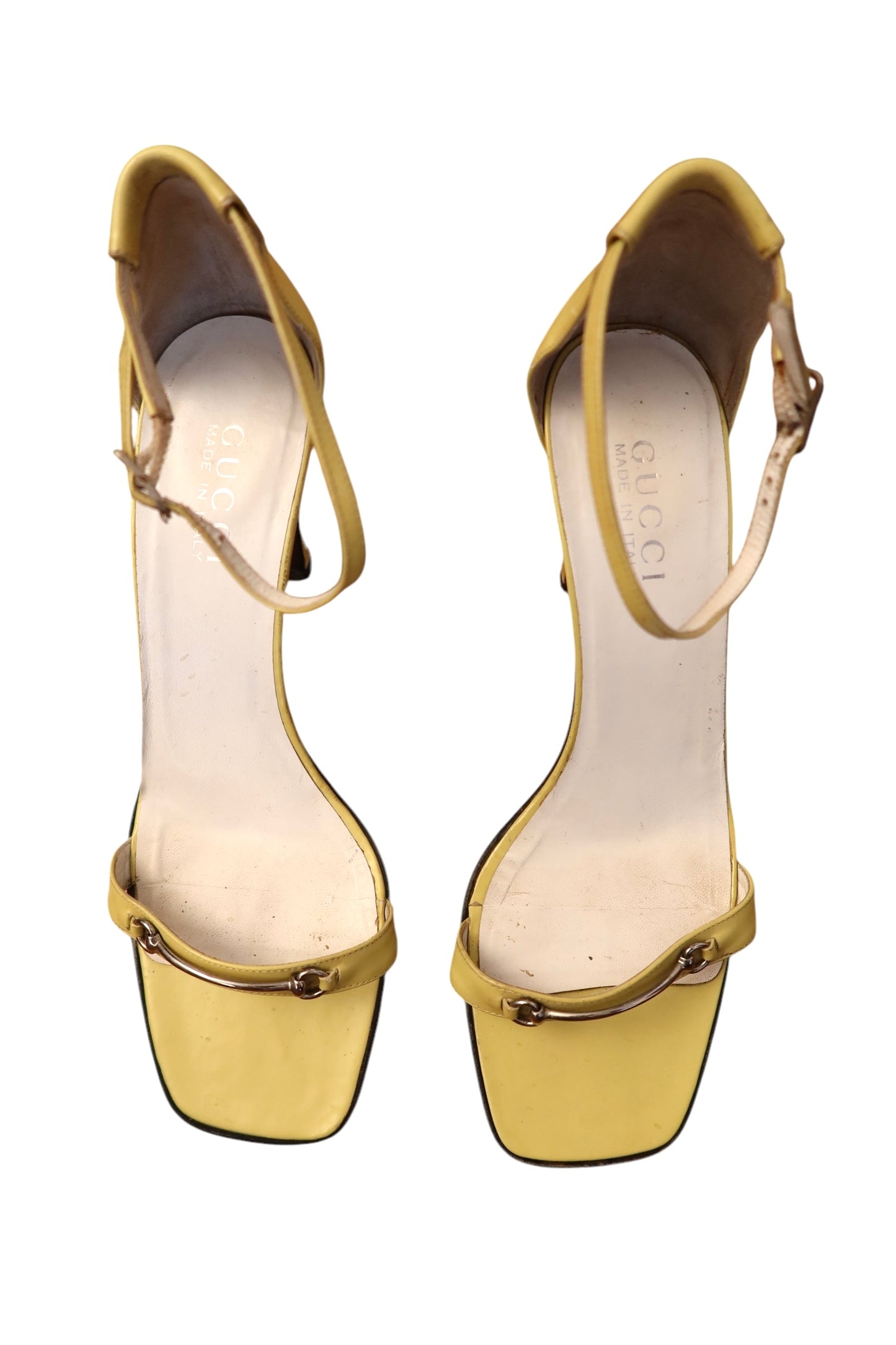 Gucci pastel yellow heels with silver horsebit (8B)