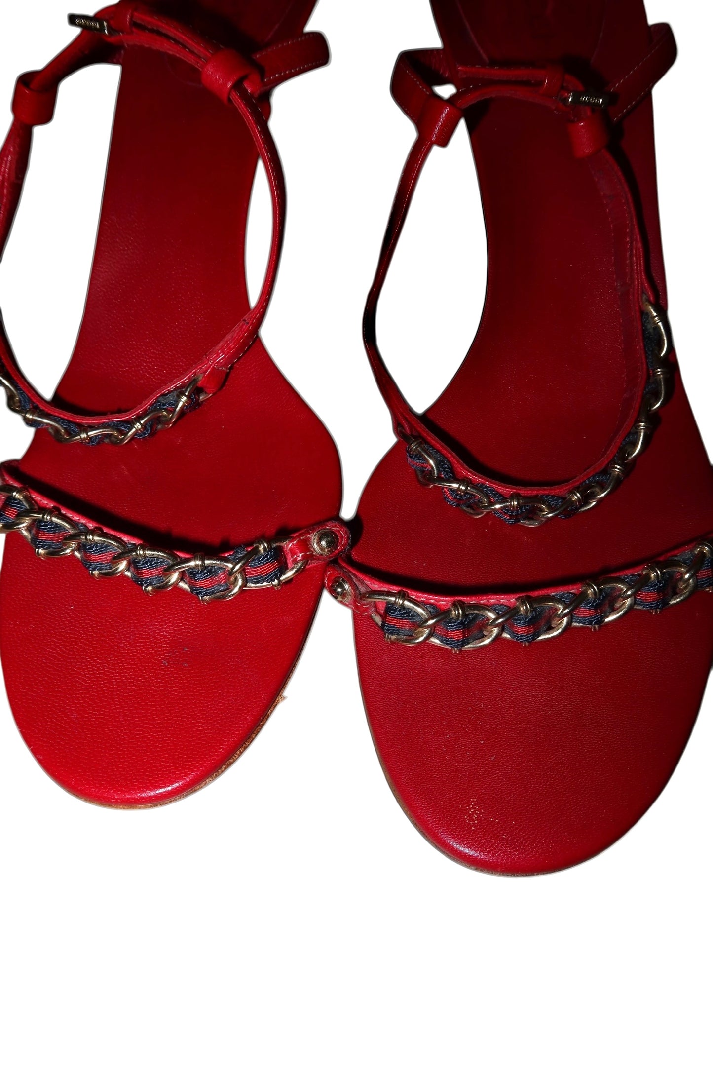 Gucci red chain heels (9B)