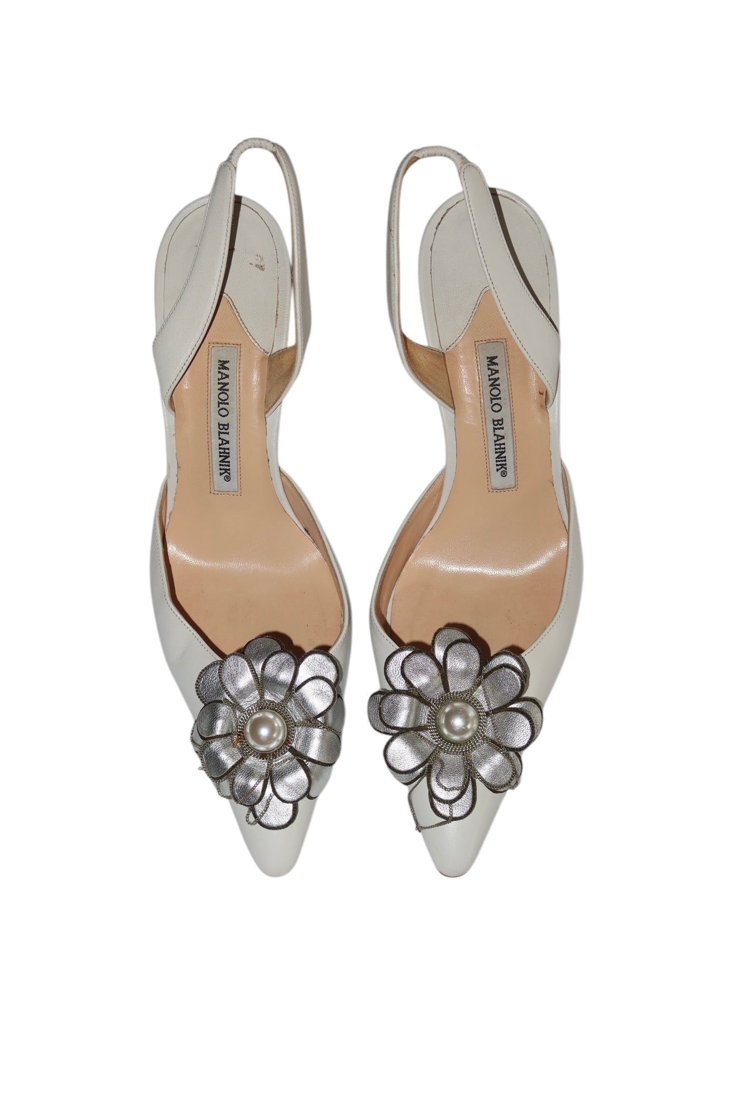 Manolo Blahnik white heels with flower detail (36.5)