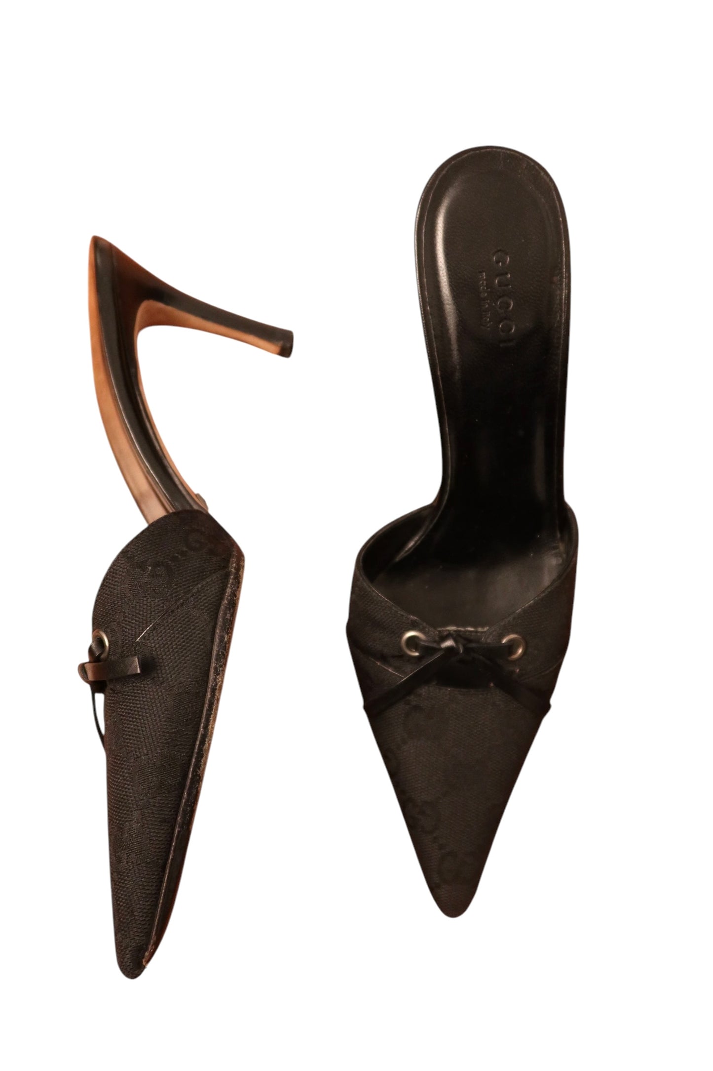Gucci black canvas monogram GG pointed toe mules heels (6B)