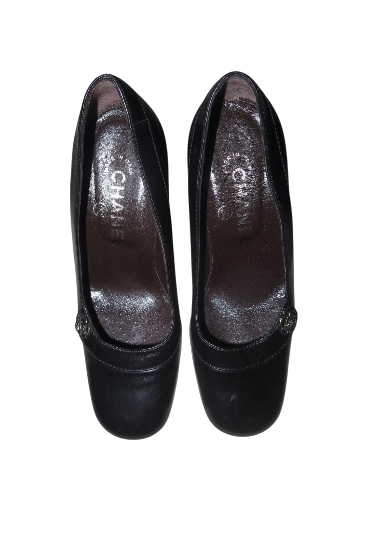 Chanel black pumps with silver camellias (35)