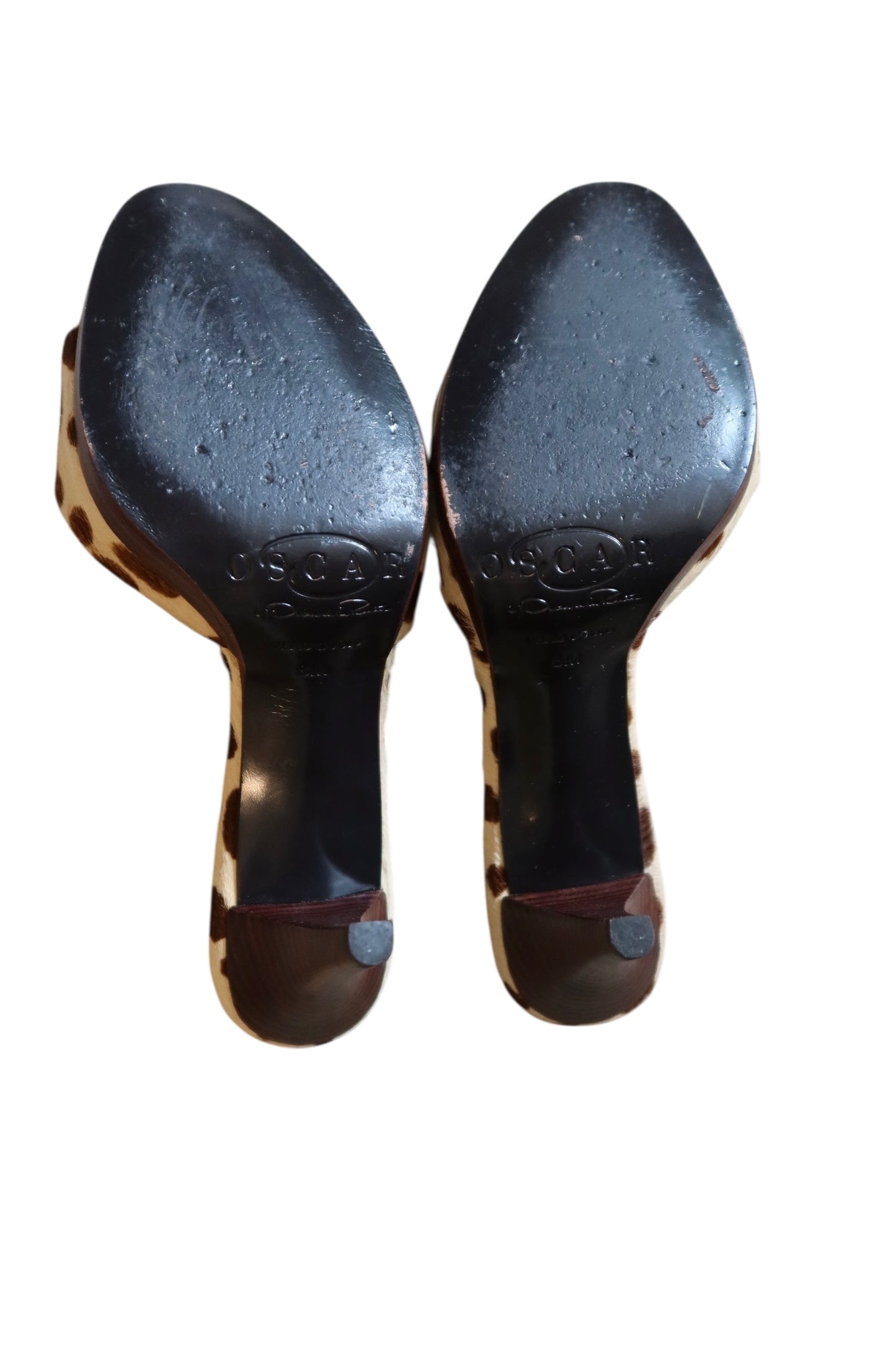 Oscar de la Renta cheetah pony hair heels with buckle (8)