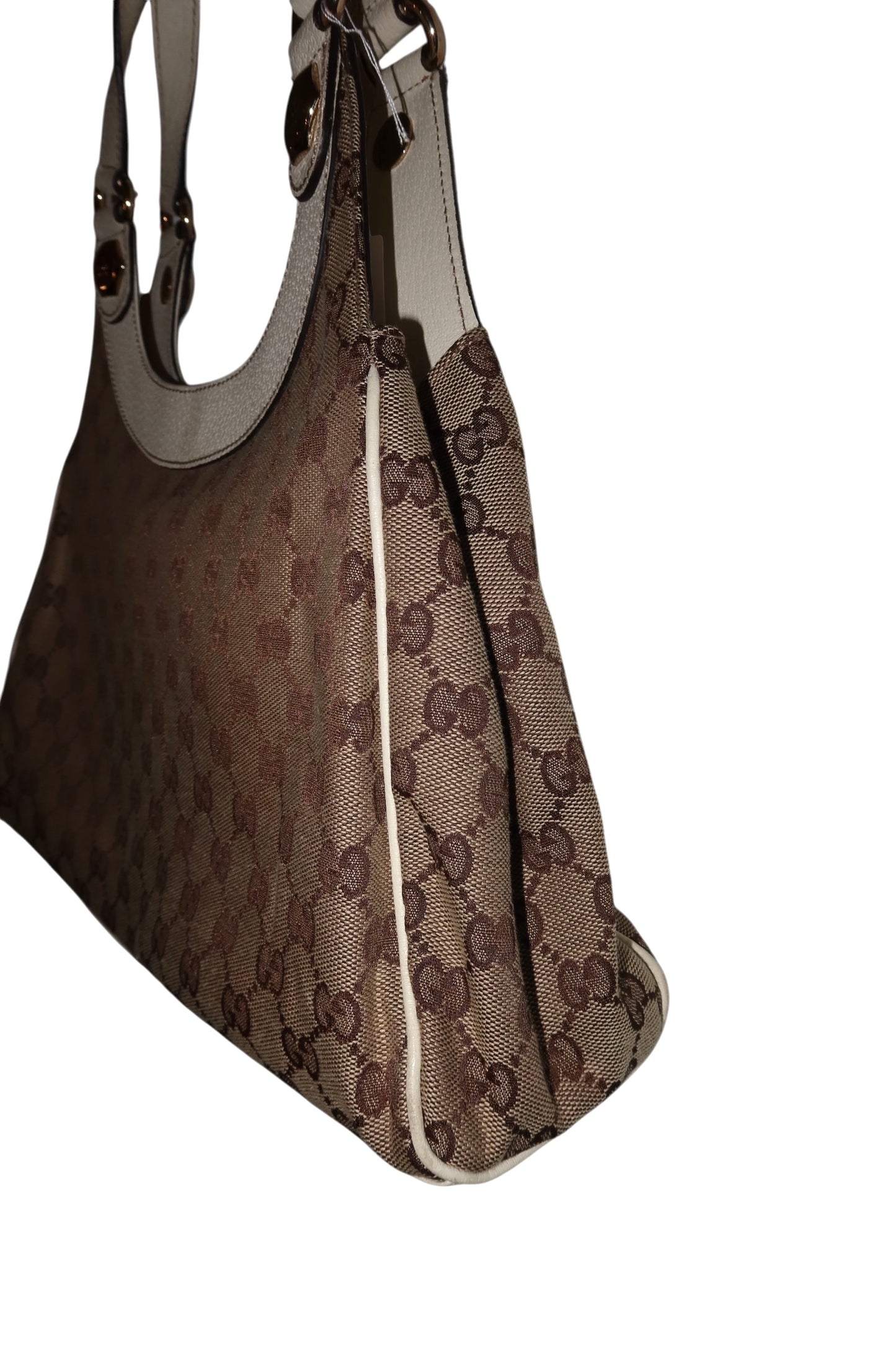 Gucci white Charmy GG bag