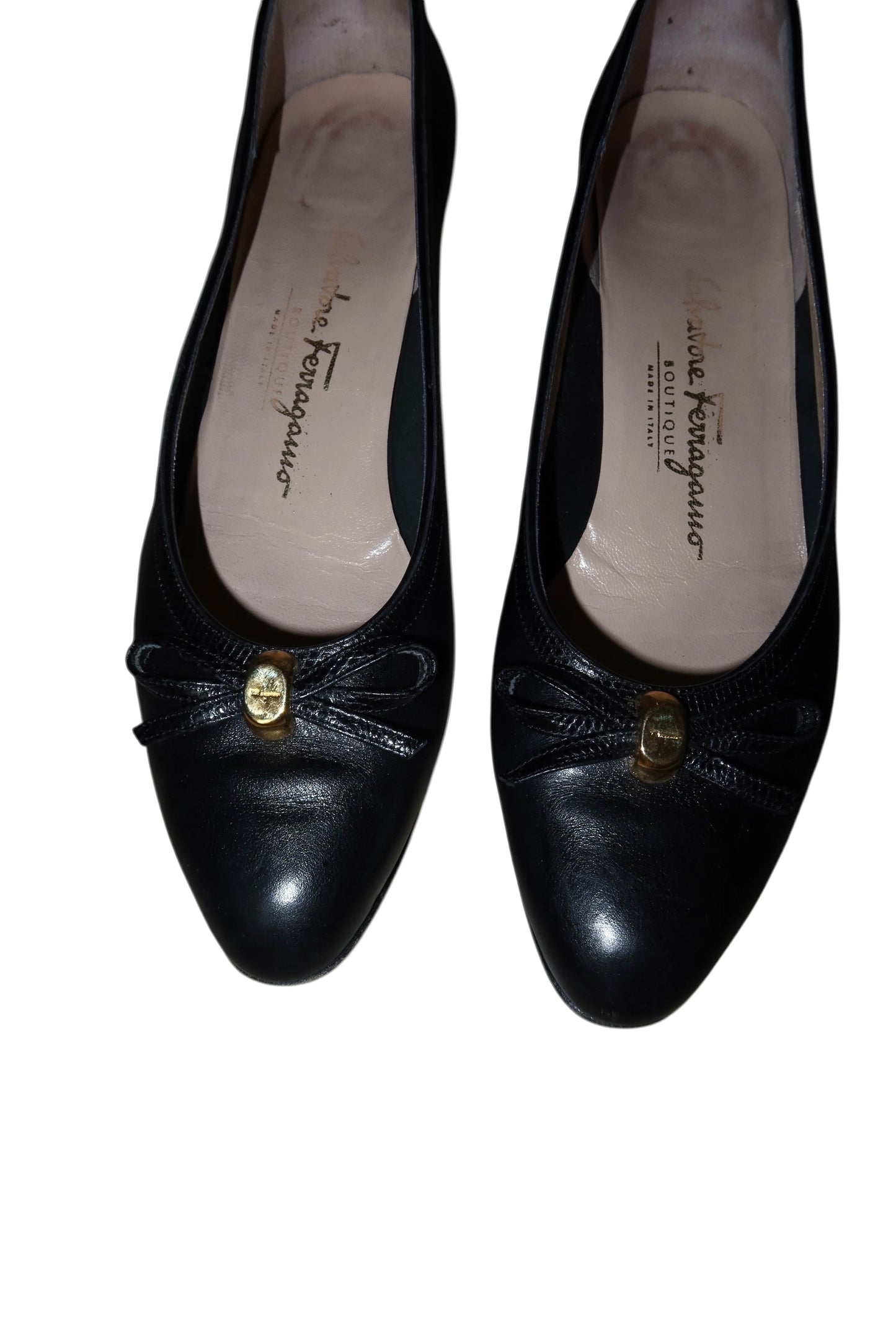 Salvatore Ferragamo black ballerinas with bows (8B)