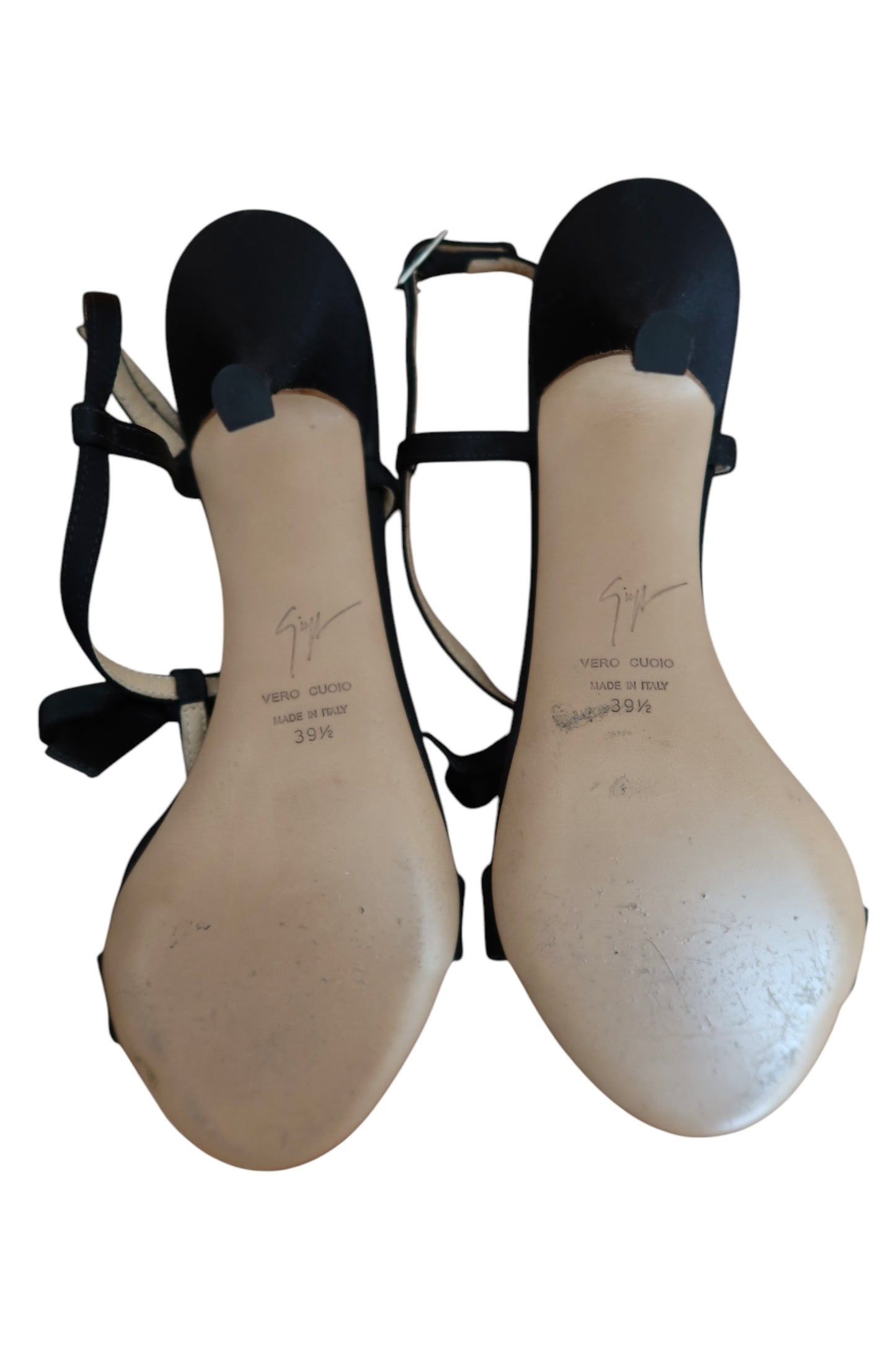 Giuseppe Zanotti black satin heels with bow details (39.5)