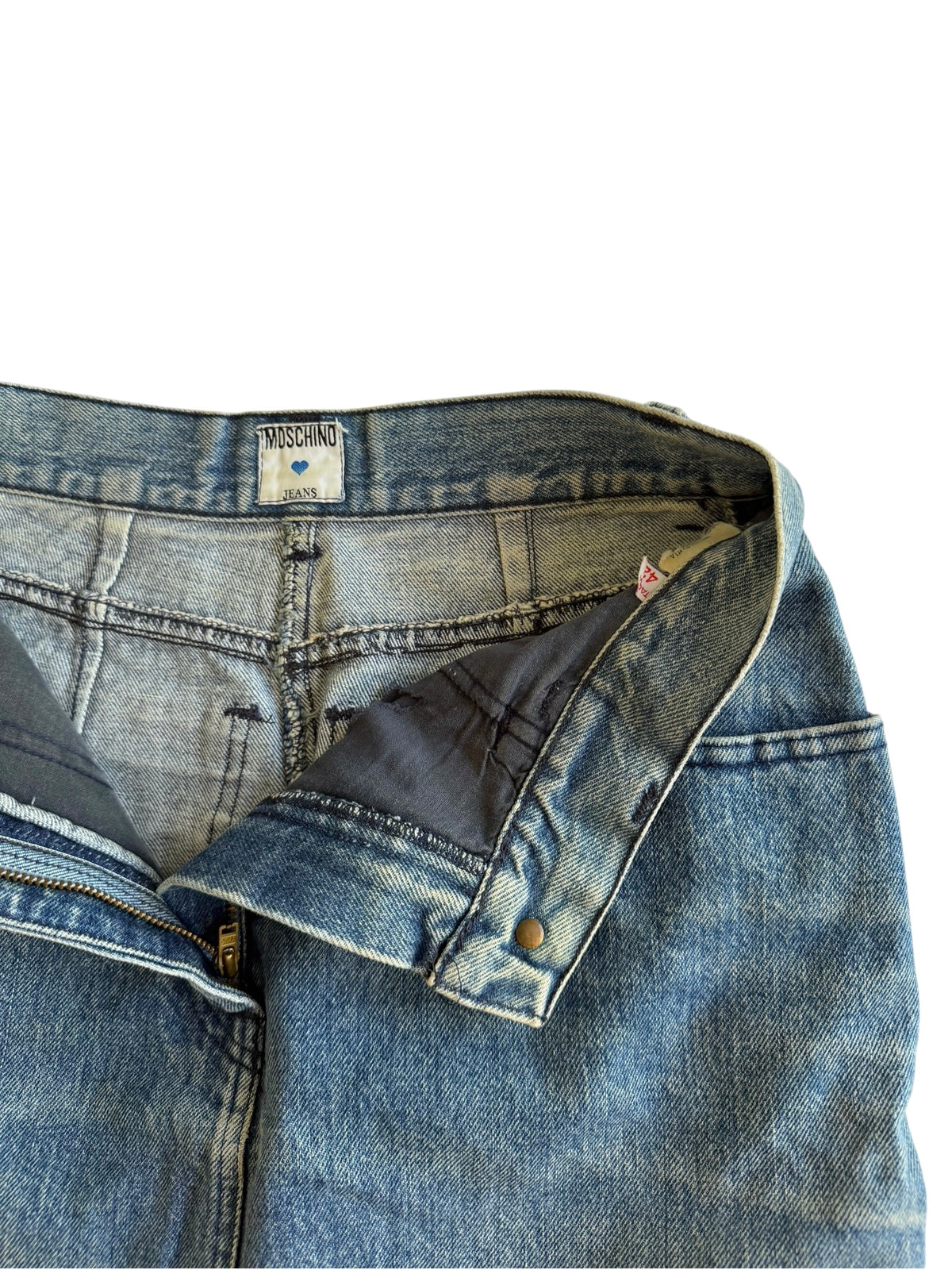 Moschino denim skirt with zipper details (sz 42)