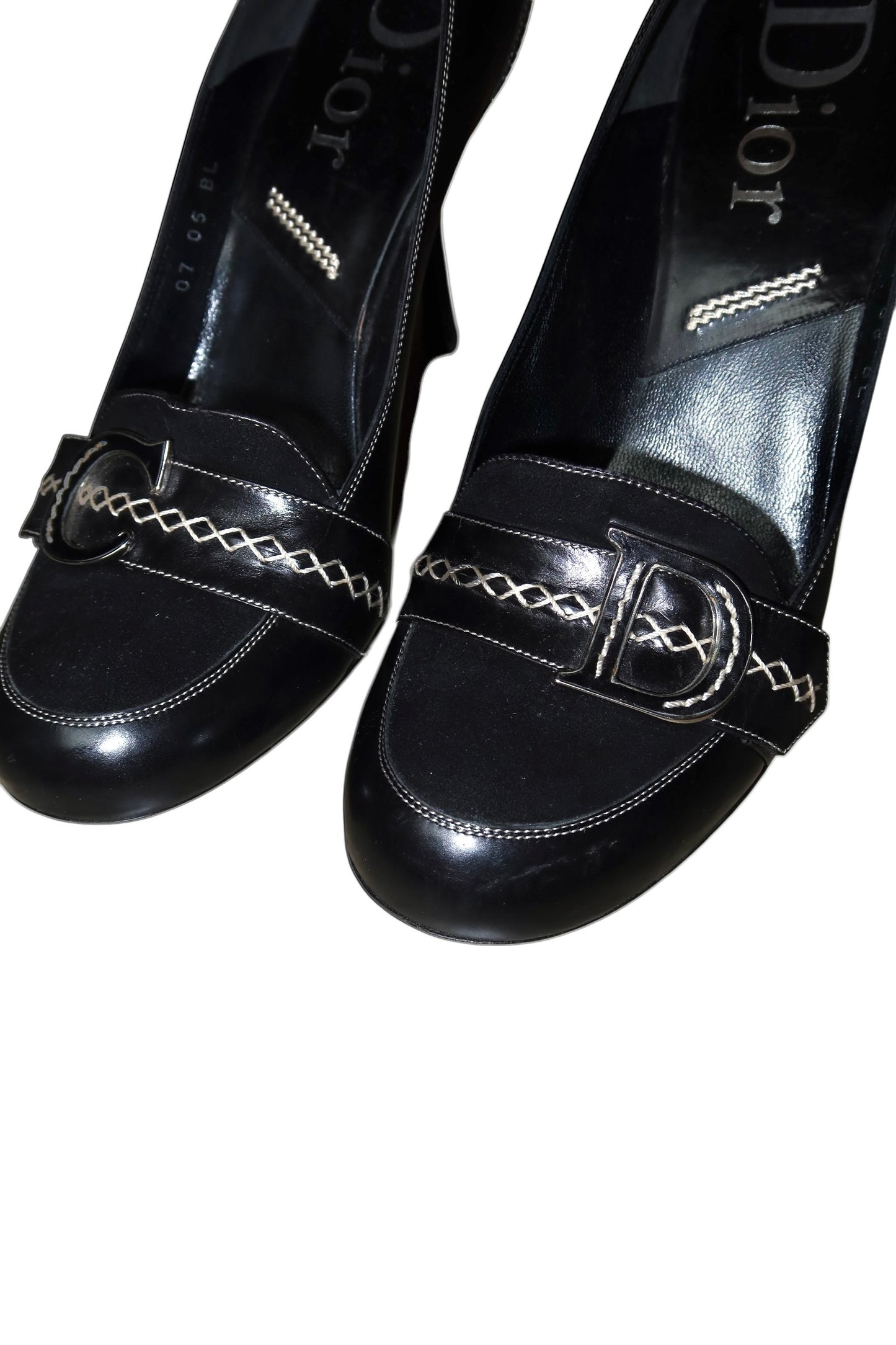 Dior black round toe heels with CD logo (39.5)