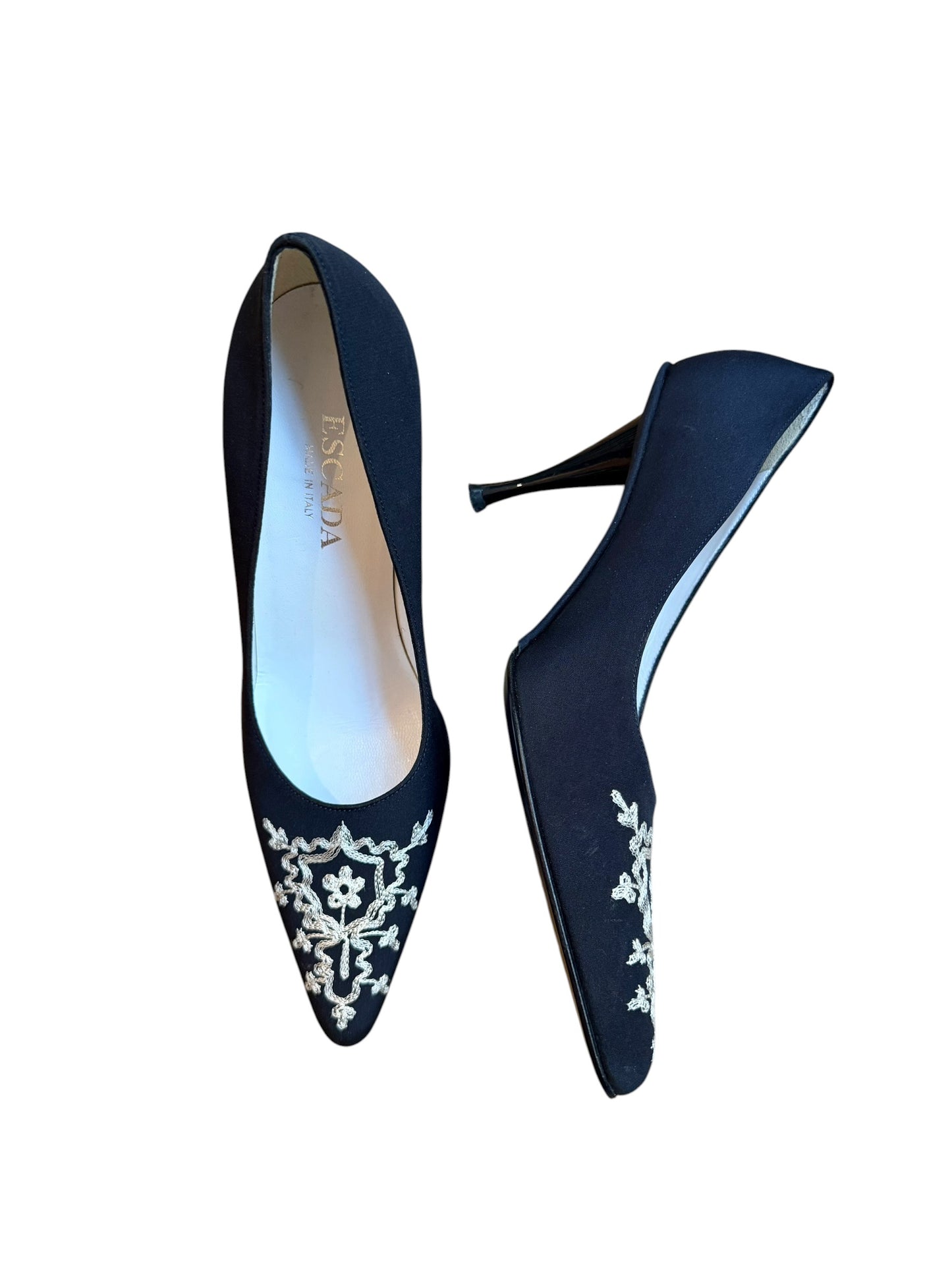 Escada black and white embroidery heels (6.5B)