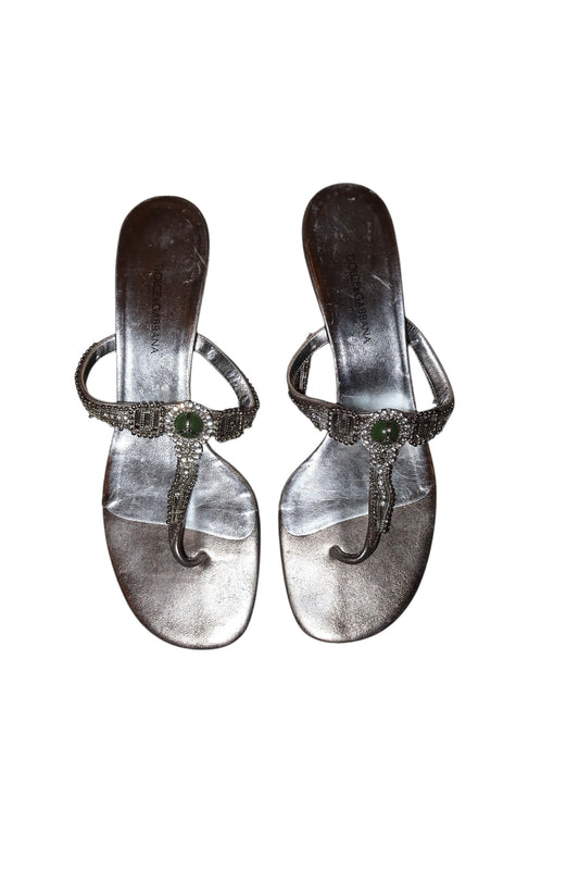 Dolce & Gabbana silver mules with rhinestones, D&G logo and green stone (38.5)