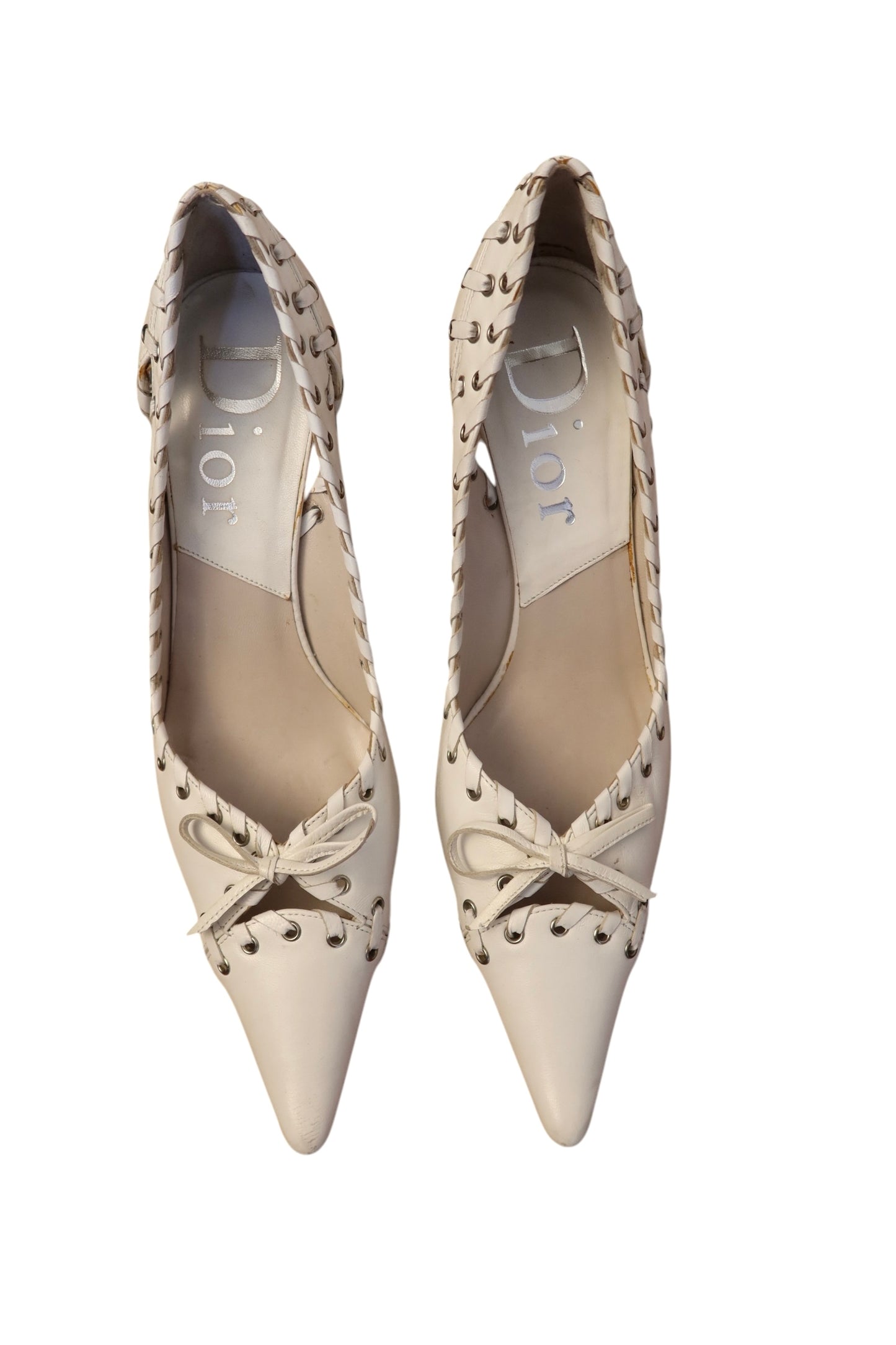 Dior white leather lace up heels with grommet detail and bow (37.5)