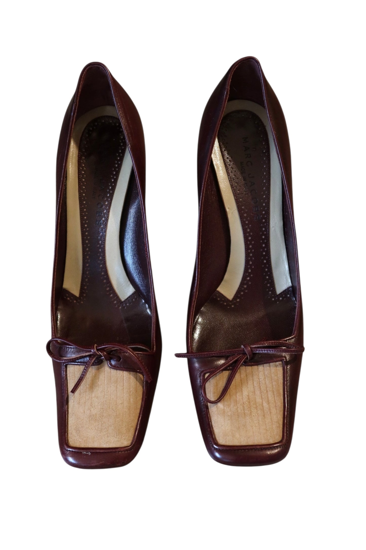 Marc Jacobs brown square toe heels