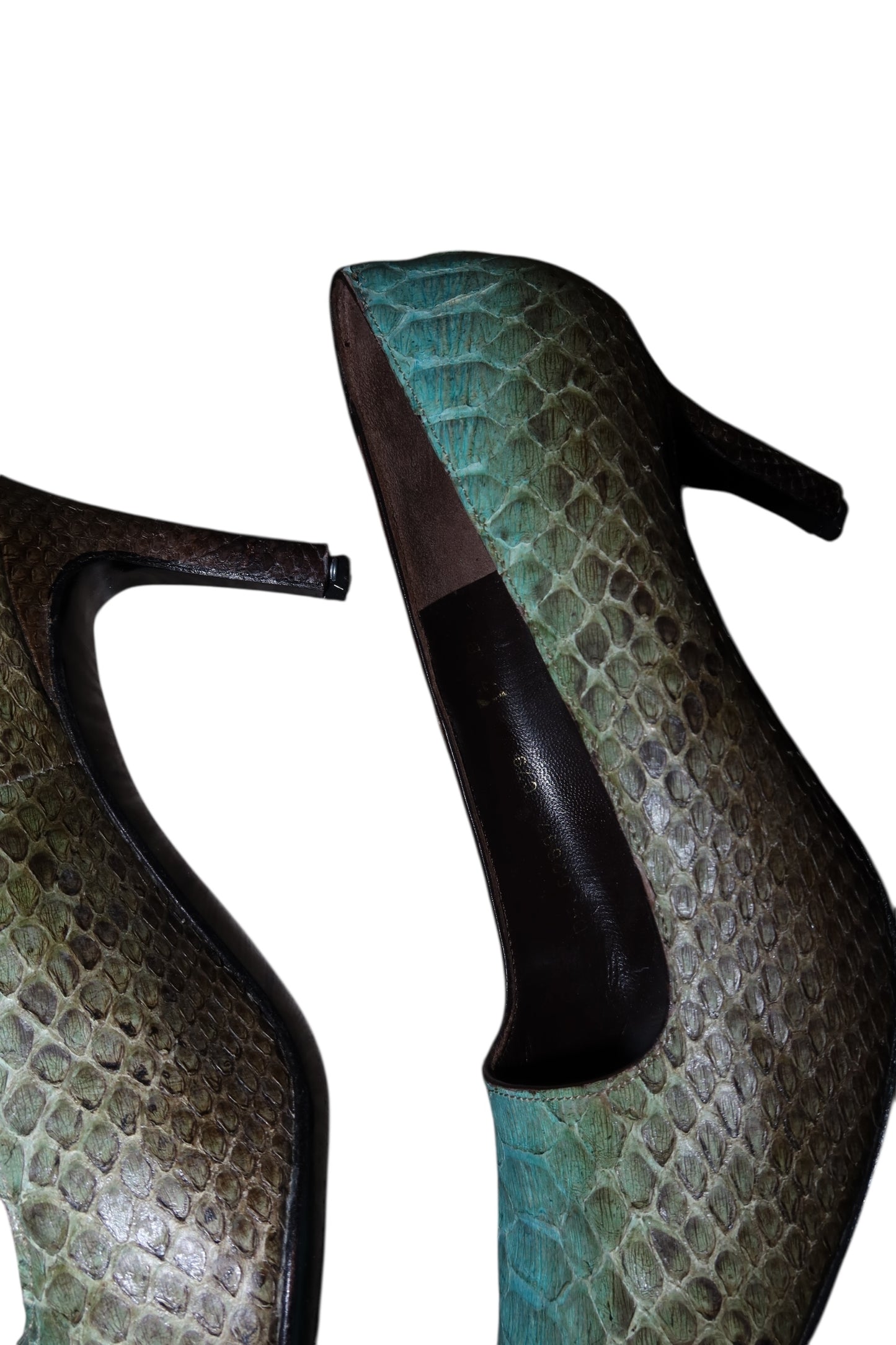 Ferragamo blue python heels (7)