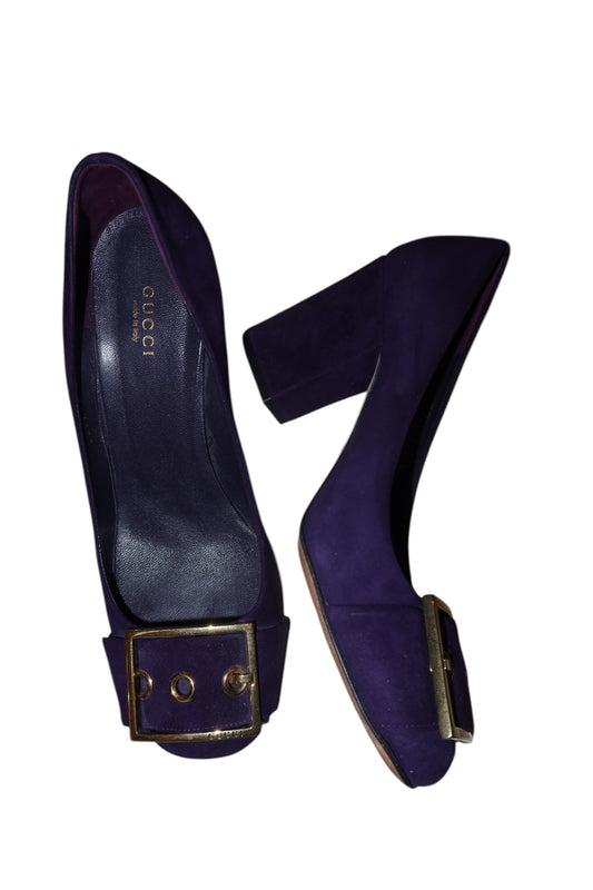 Gucci purple suede heels with gold square buckle (39.5)
