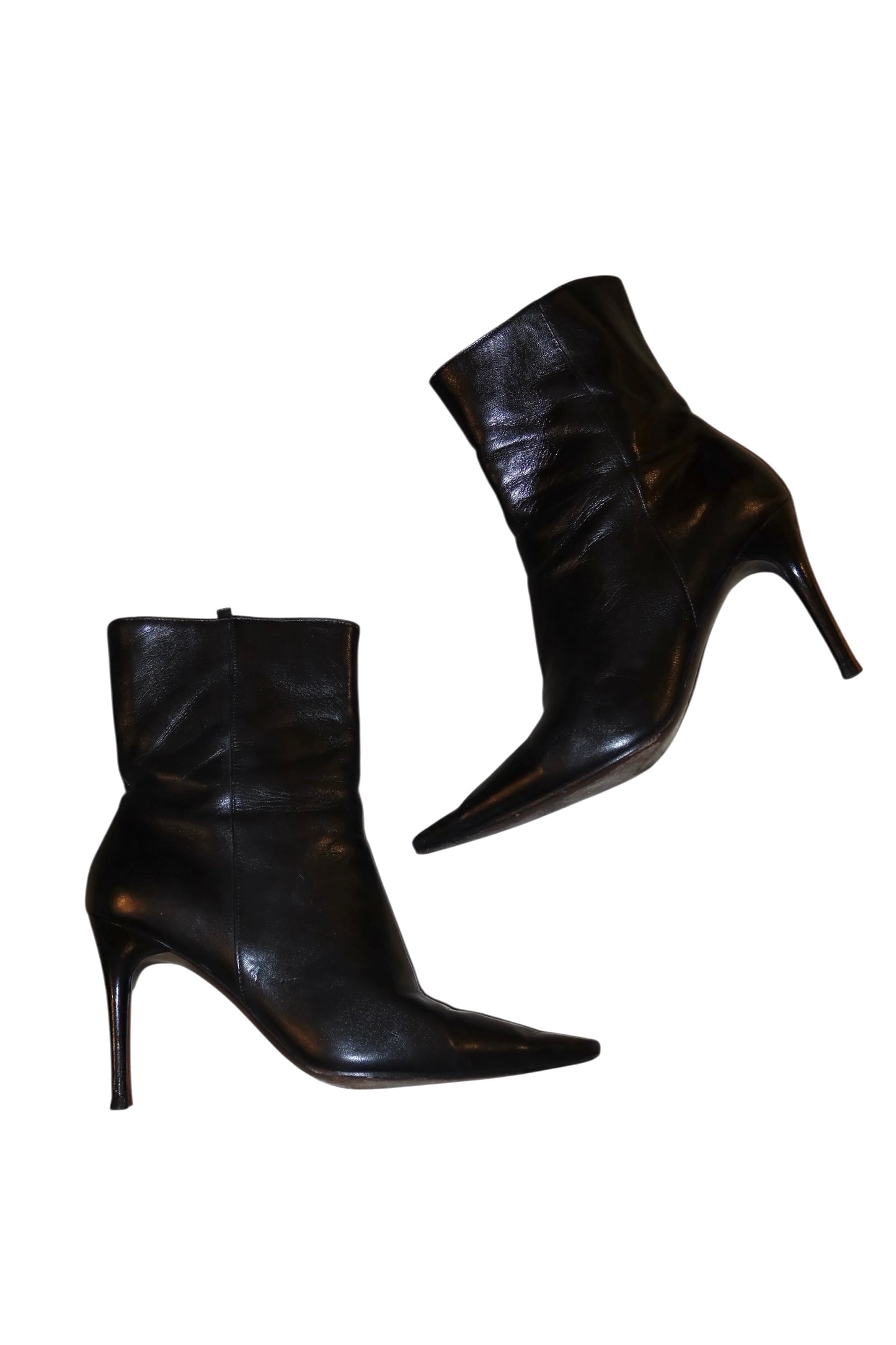 Gucci black leather booties (8.5)