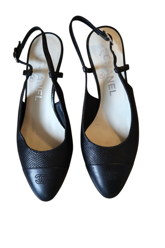Chanel black slingback heels with double CC (35)