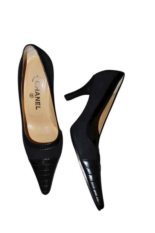 Chanel black suede and leather heels with silver CC logo (36.5C)