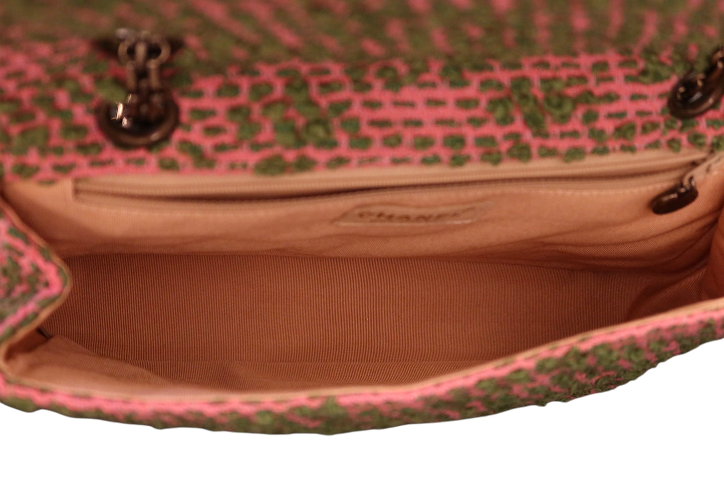 Rare Chanel flap bag quilted in pink and green tweed, reissue chain