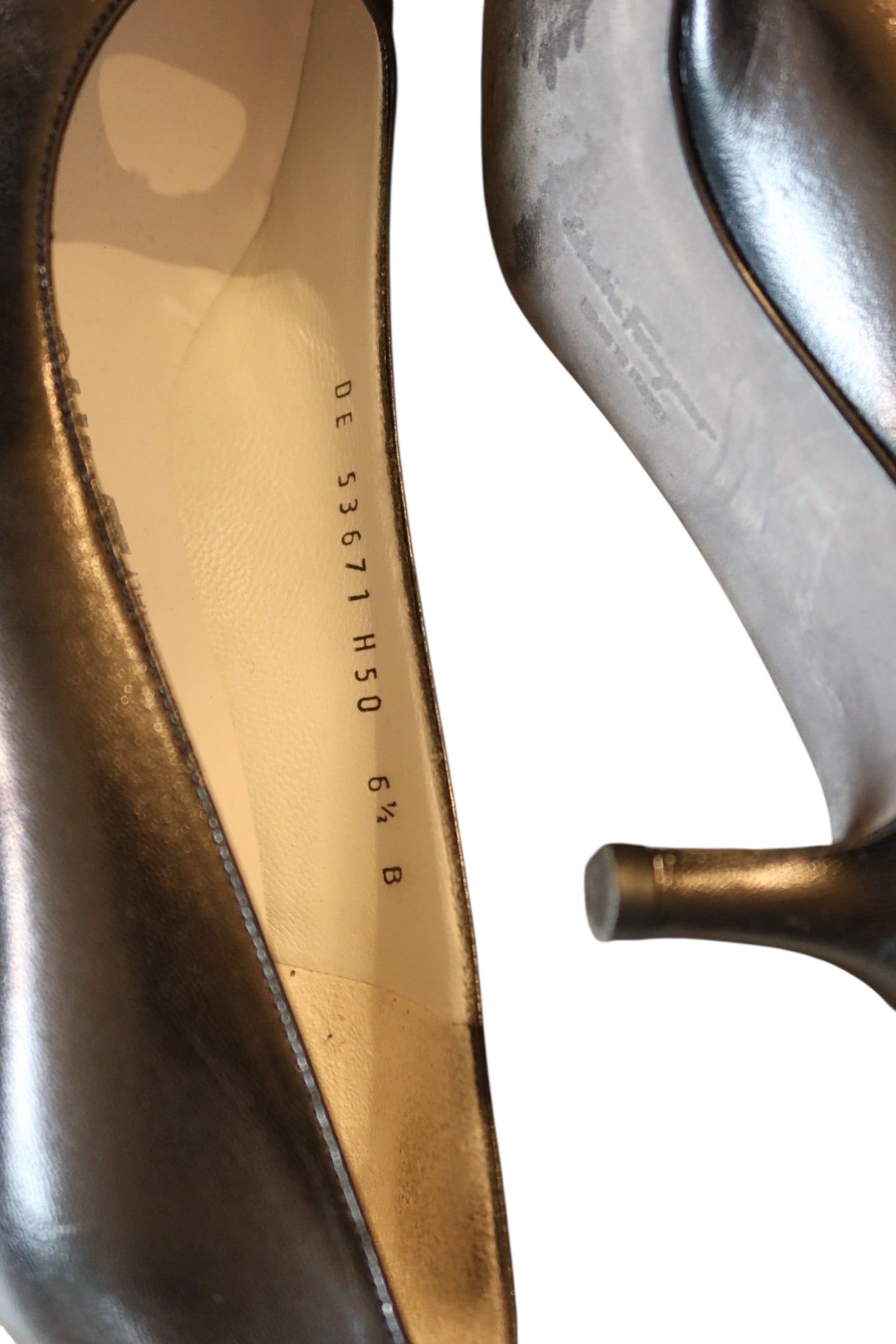 Ferragamo black kitten heels with logo detail (6.5)