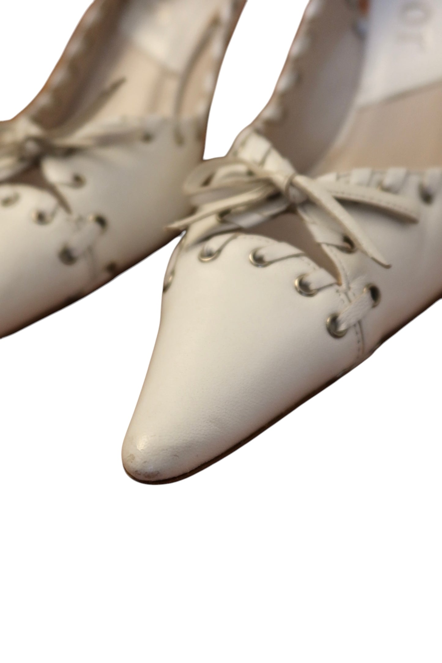 Dior white leather lace up heels with grommet detail and bow (37.5)
