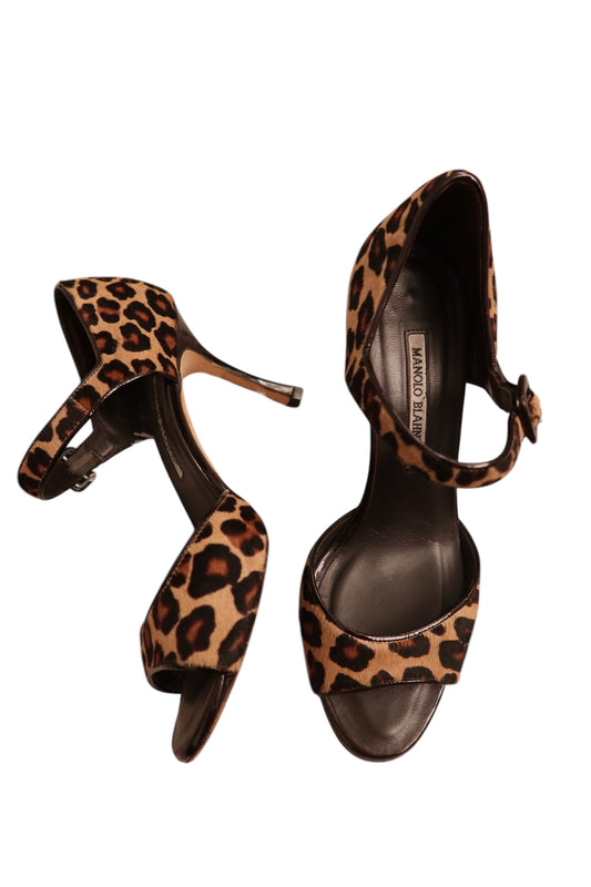 Manolo Blahnik leopard open toe heels with black buckle (38)