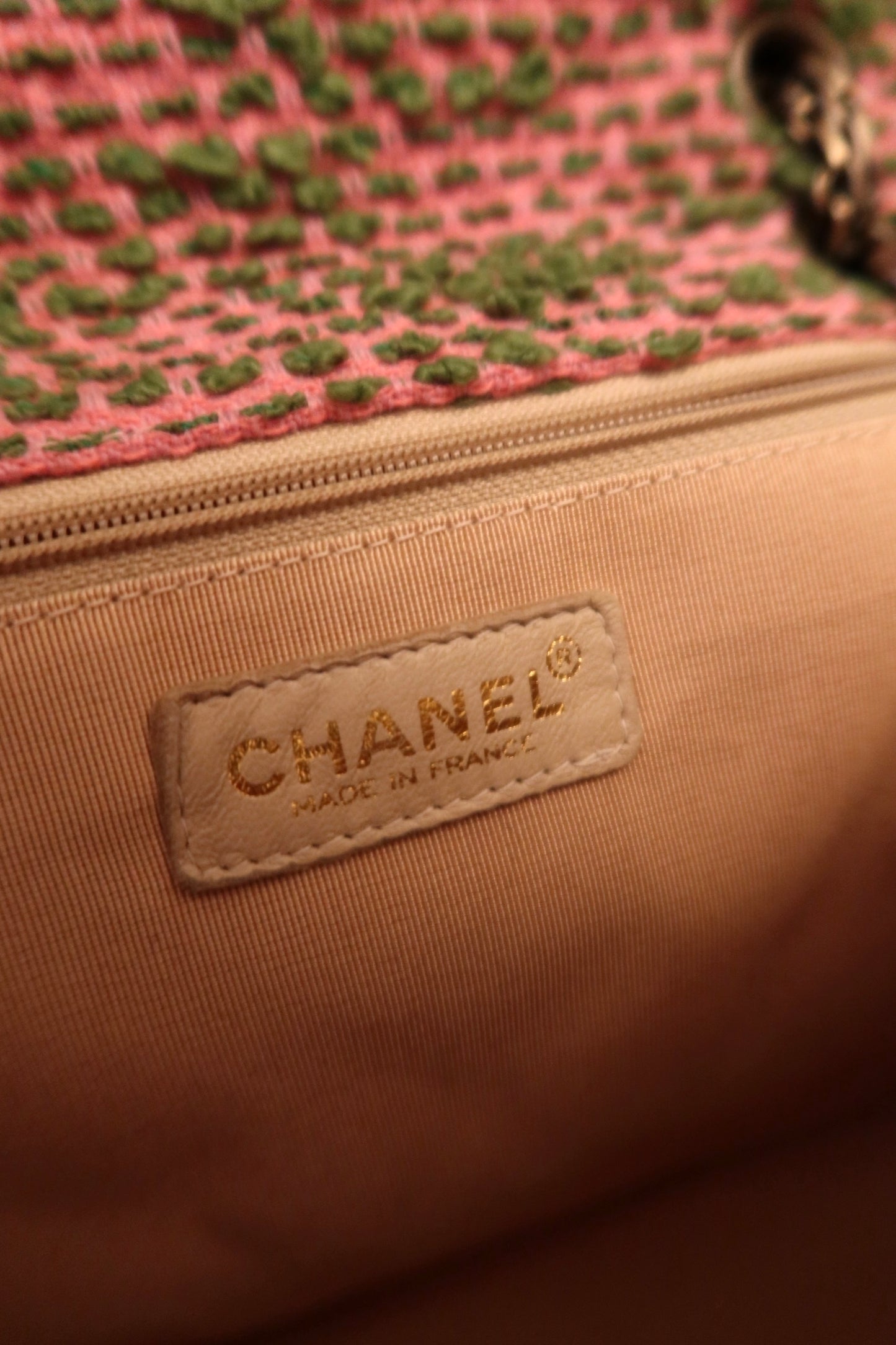 Rare Chanel flap bag quilted in pink and green tweed, reissue chain