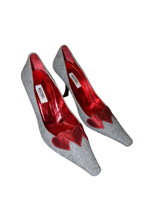 Moschino wool grey heels with red hearts (40)