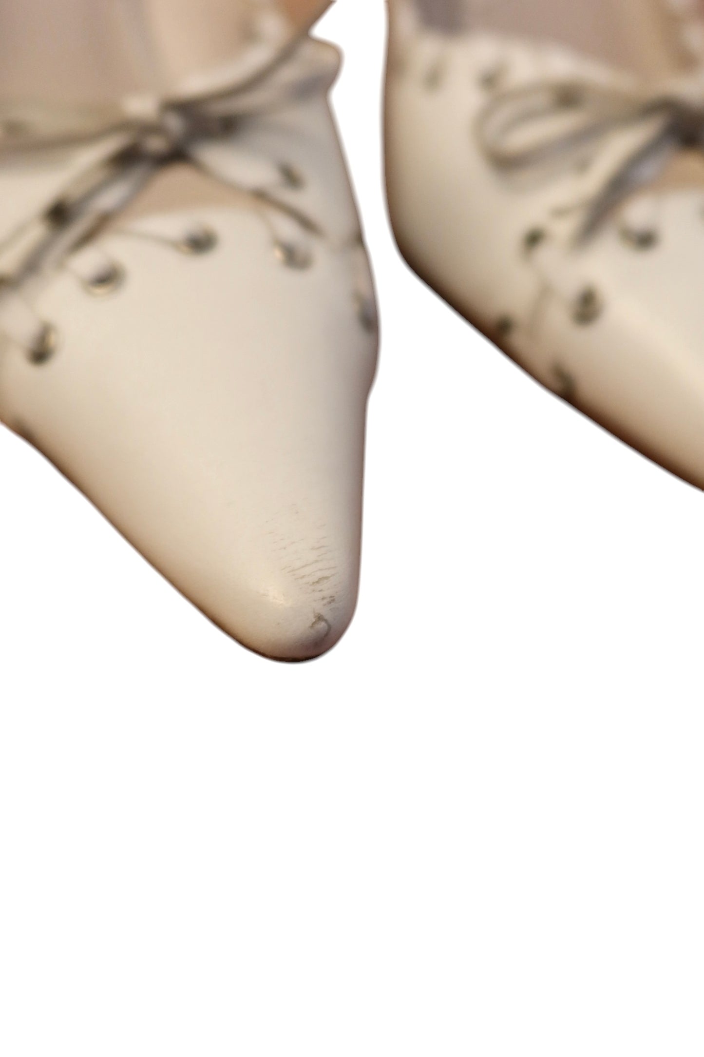 Dior white leather lace up heels with grommet detail and bow (37.5)