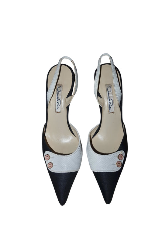 Oscar de la Renta navy canvas white leather heels with buttons (6B)